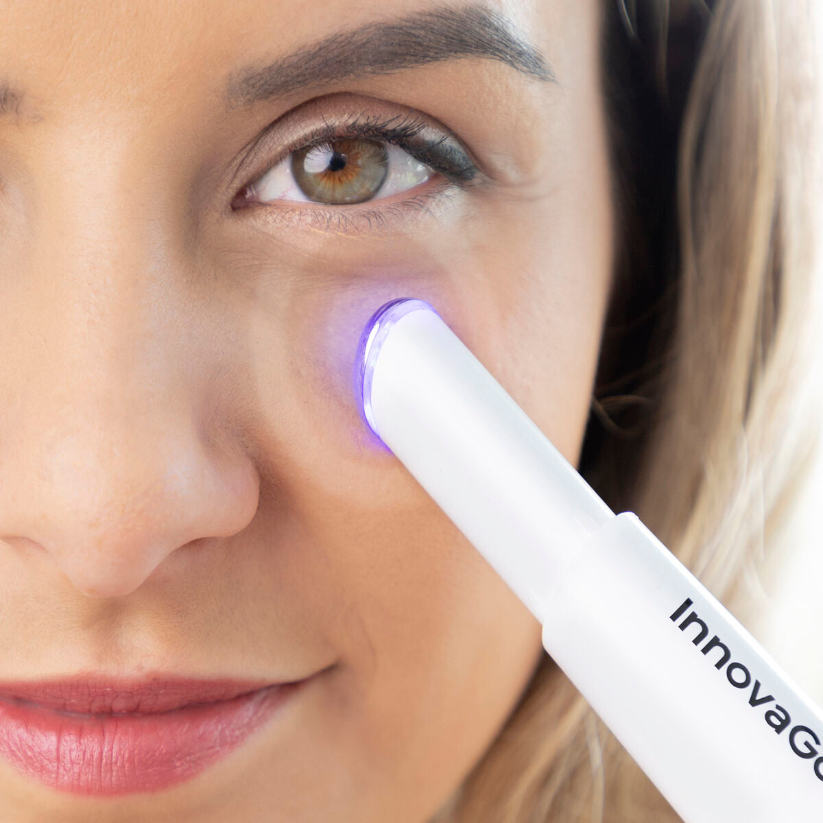 Innovagoods Anti-Ageing Eye Massager With Phototherapy, Thermotherapy And Vibration Therey Innovagoods