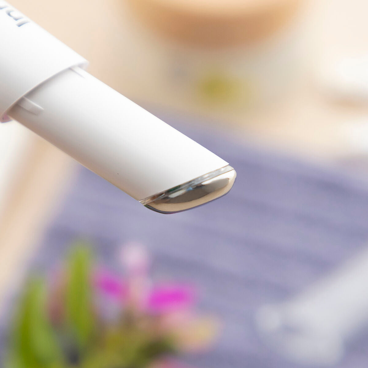 Innovagoods Anti-Ageing Eye Massager With Phototherapy, Thermotherapy And Vibration Therey Innovagoods